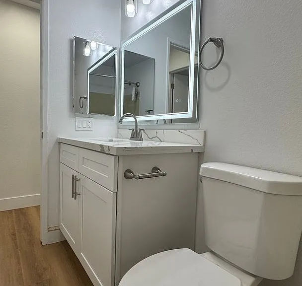 20317 Saticoy St — Photo 53
