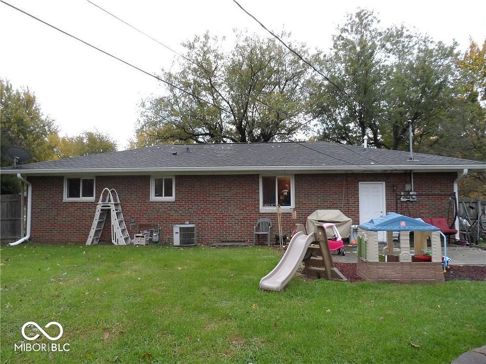 2nd image of 632 Fabyan Rd