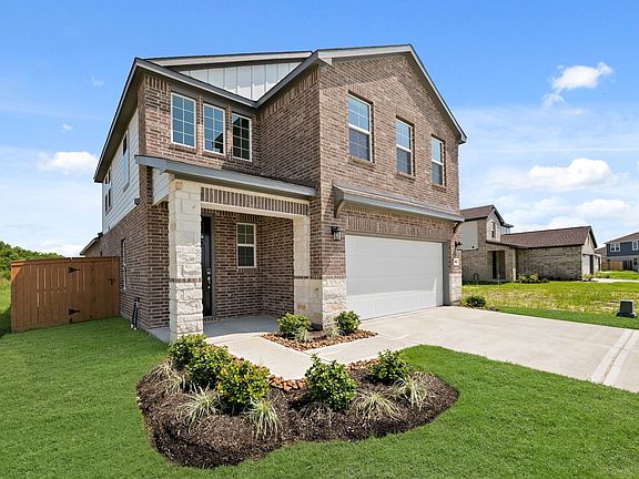 4th image of 440 Long Branch Dr
