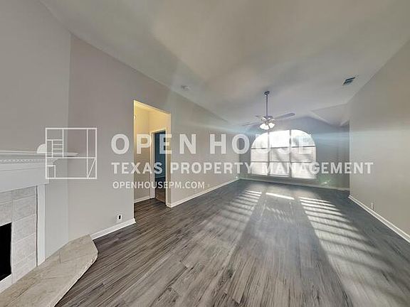 4th image of 2912 Dunbar Dr
