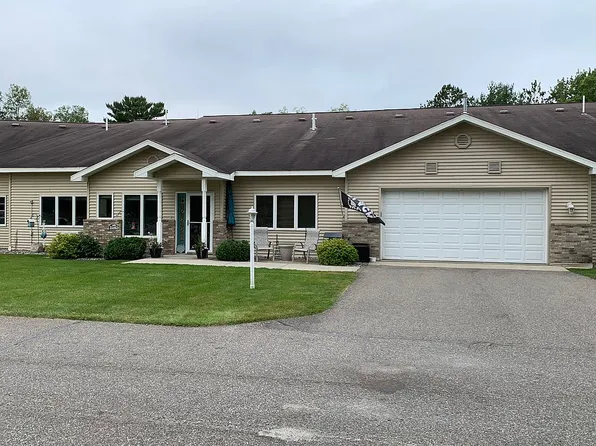 35862 River Circle Dr, Cohasset, MN 55721