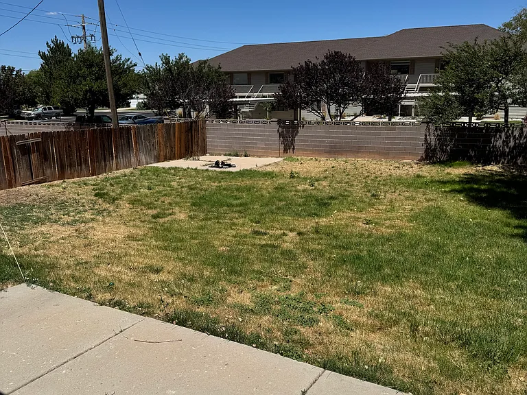 350 W 1045 N — Photo 28