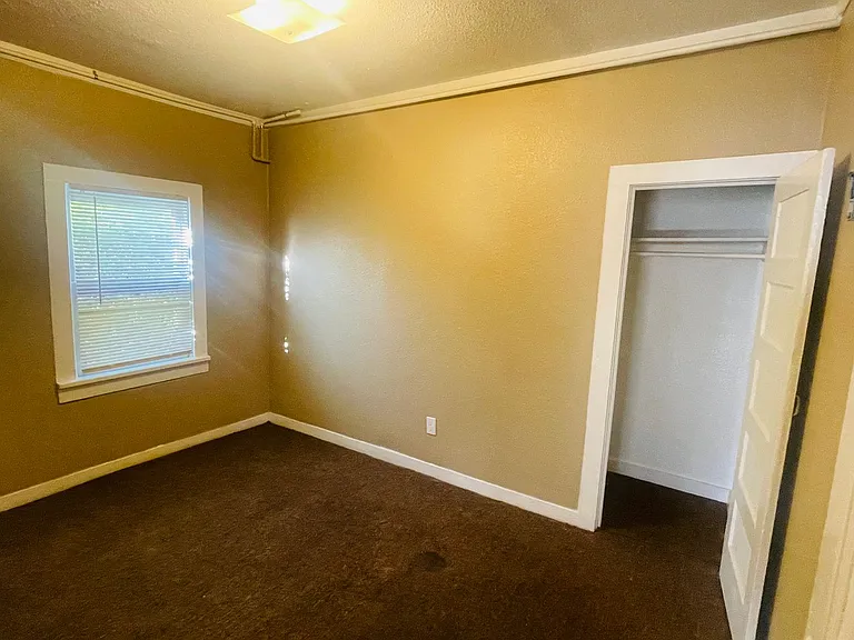 216 S Avenue I #1 — Photo 15