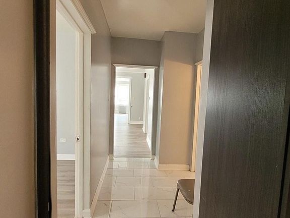 3rd image of 4708 W Grace St Floor 1