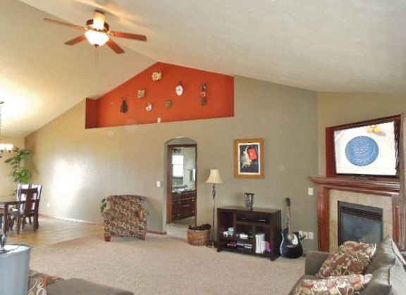 3rd image of N2248 Hillandale Dr
