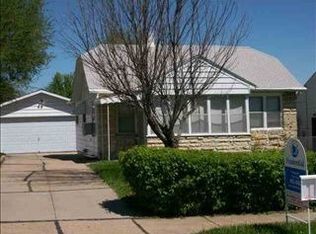 3622 Valley St, Omaha, NE 68105