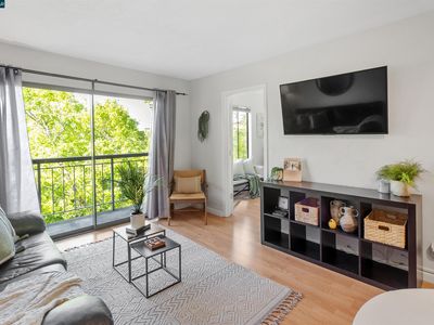470 N Civic Dr APT 504, Walnut Creek, CA, 94596