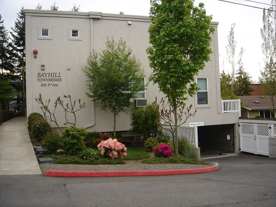 Bayhill Townhomes - End Unit