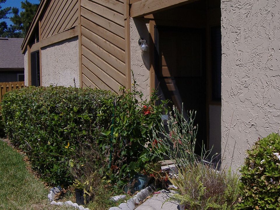 walkway to front door