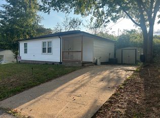 22 Proctor Dr, Clarksville, TN 37043