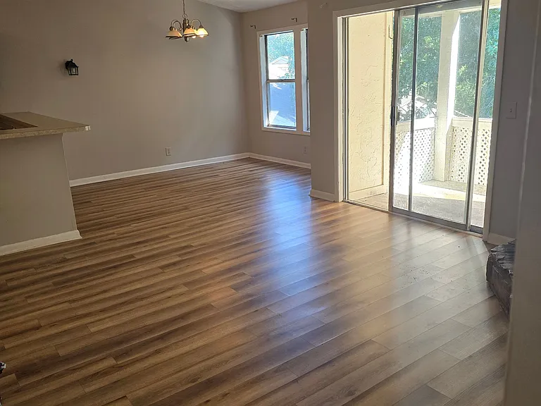 Everything is insite with enough space in between rooms for comfort.