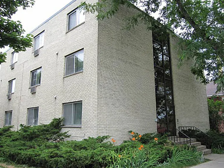502 E Main St — Photo 15