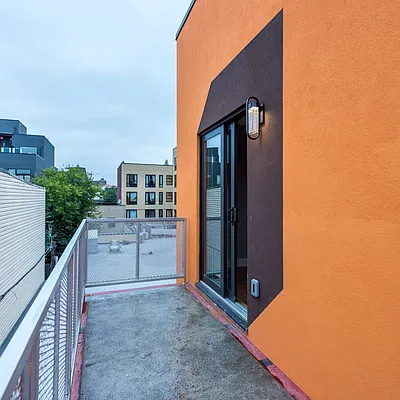 Rented by Nooklyn NYC LLC | media 10