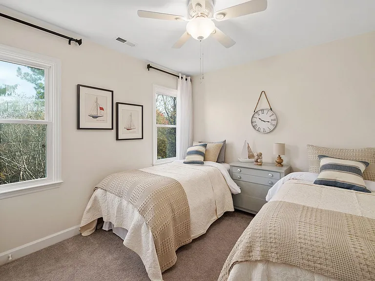 805 S White St — Photo 25