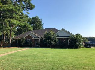293 Windsong Loop, Wetumpka, AL 36093