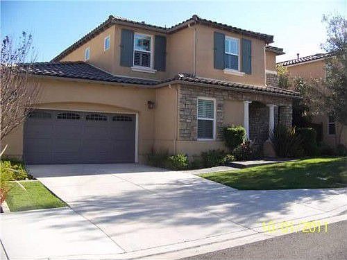 1st image of 733 Hollowbrook Ct