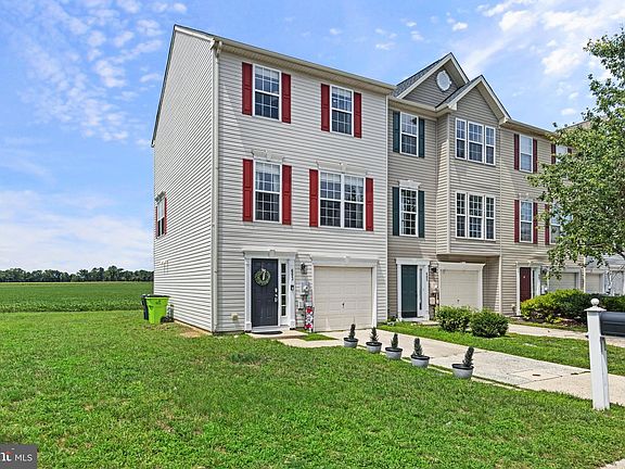 2nd image of 603 S Spinnaker Ln