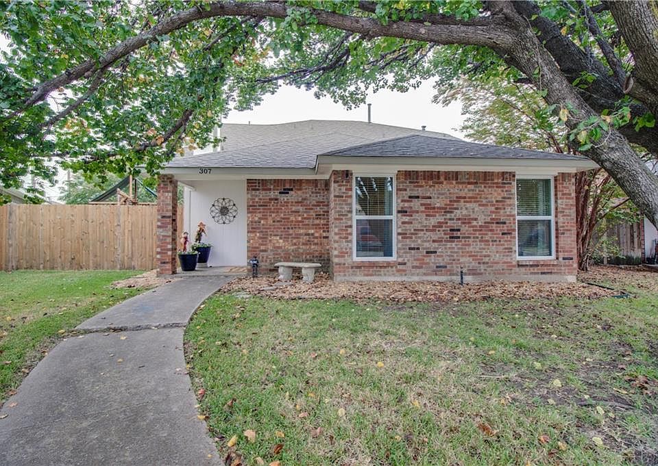 1st image of 307 Meadow Ct