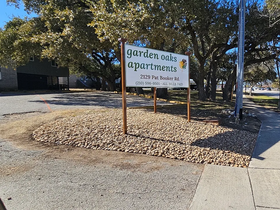 2129 Pat Booker Rd #2
