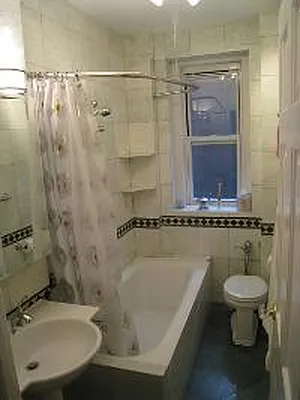 Rented by Corcoran | media 14