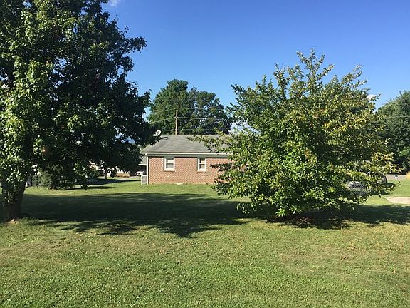 4th image of 5625 Rolling Hills Dr