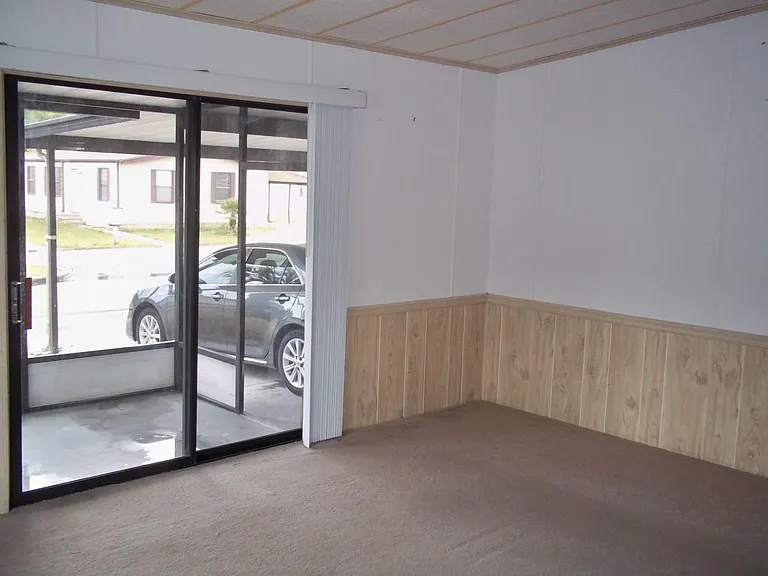 36147 Primrose Ln — Photo 11
