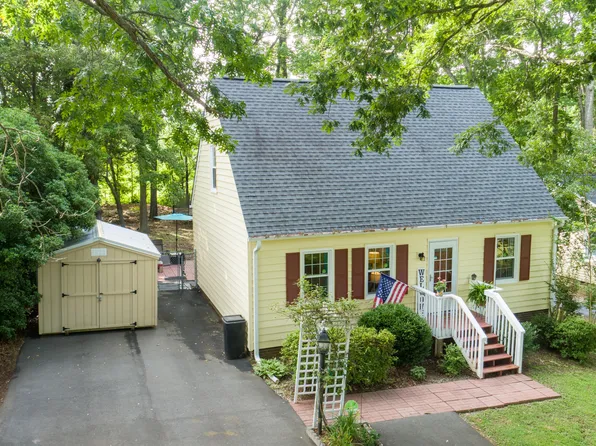 2410 Wade Hampton Rd, Hillsborough, NC 27278