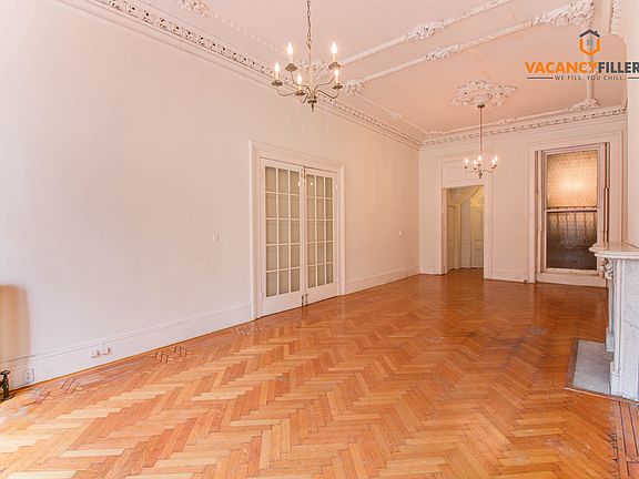 4th image of 805 Saint Paul St APT 1