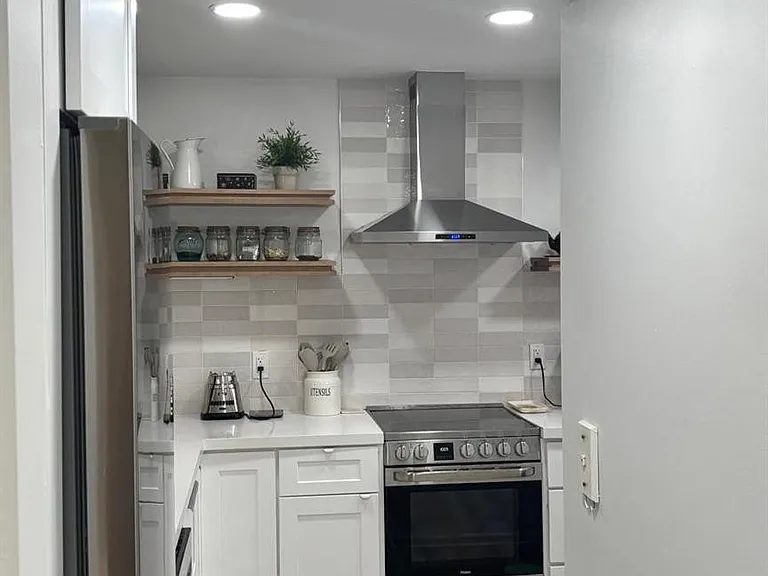1350 SE 3rd Ave #208 — Photo 10