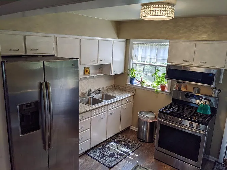 2714 Riedling Dr #4 — Photo 8