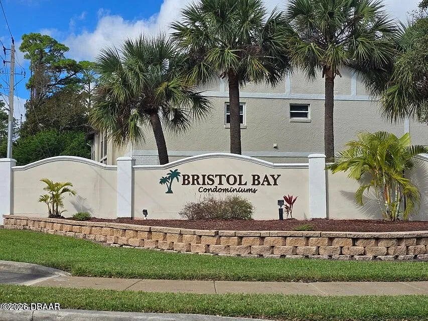1st image of 410 Banana Cay Dr #Dd