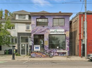 2257 Dundas St W, Toronto, ON M6R 1X6