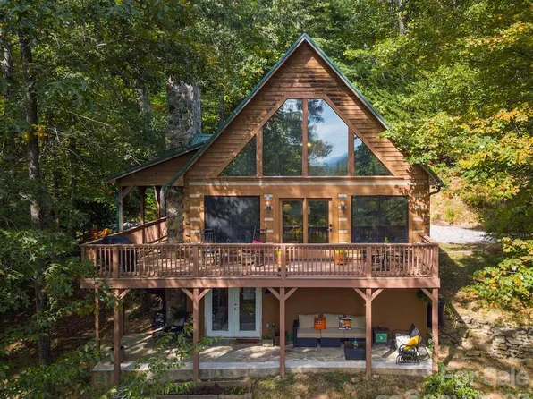 79 Marlowe Rd, Fairview, NC 28730