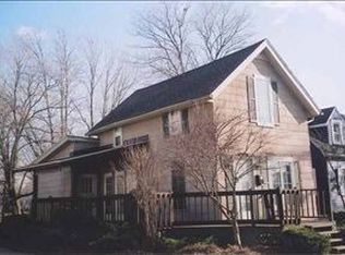 127 Nichols St, Fostoria, OH 44830