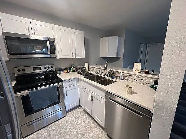 Brand new fully renovated kitchen