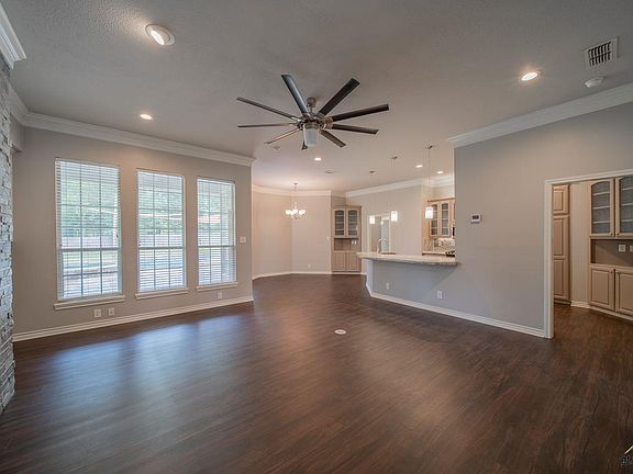 3rd image of 18325 Woodhollow Dr