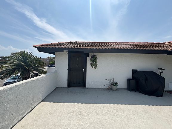 2nd image of 688 Camino De Los Mares APT 4
