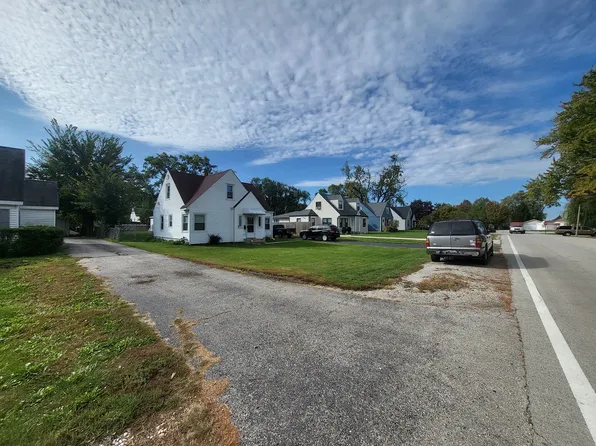 10445 W Palmer Ave, Melrose Park, IL 60164