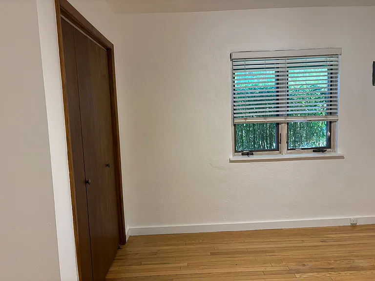 736 W Manhattan Ave #A — Photo 4