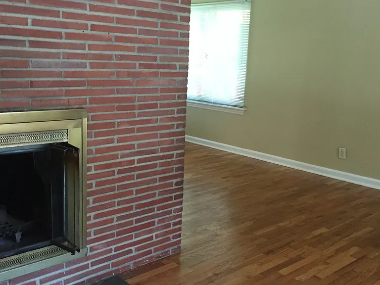 Whitehills Dr — Photo 21