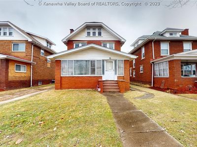 2958 3rd Ave, Huntington, WV, 25702