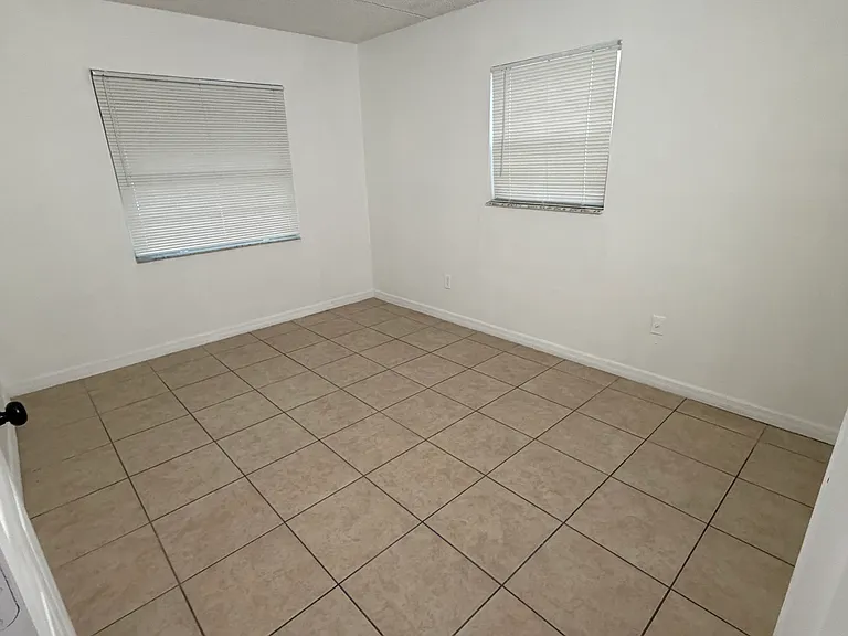 707 Michigan Ct #1 — Photo 7