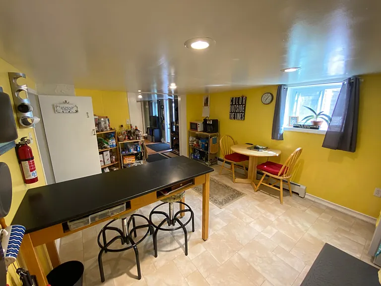 106 1st St #3 — Photo 4