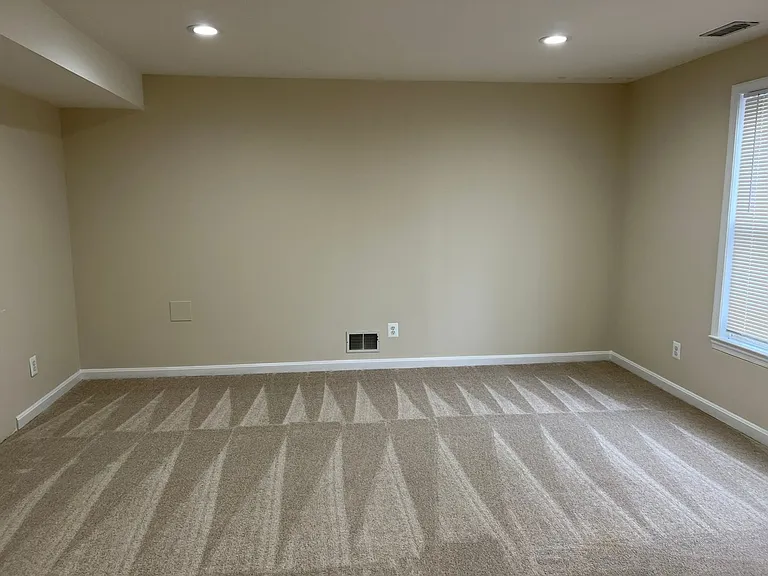 9425 Spruce Tree Cir — Photo 26