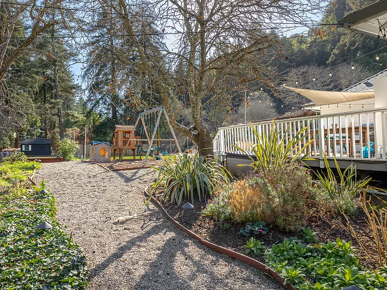 1451 Branciforte Dr — Photo 47