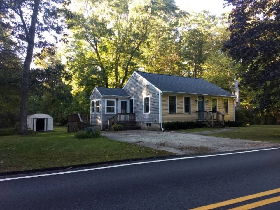 2nd image of 83 Hanover St