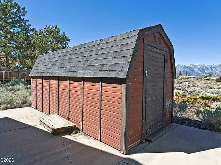 1058 Tenabo Ln — Photo 24