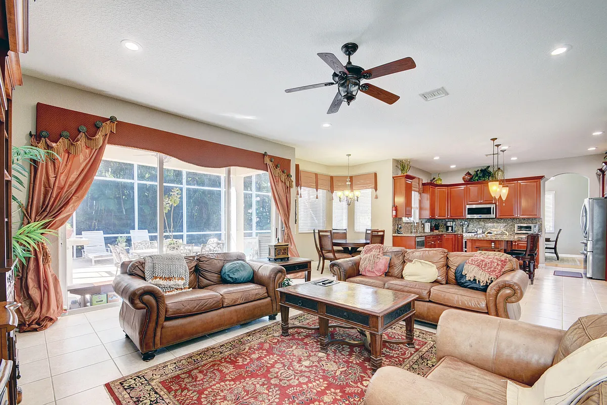 Building Photo - 11246 Maritime Ct