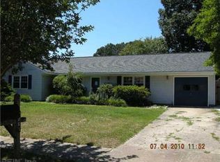 2861 Augusta Cir, Virginia Beach, VA 23453