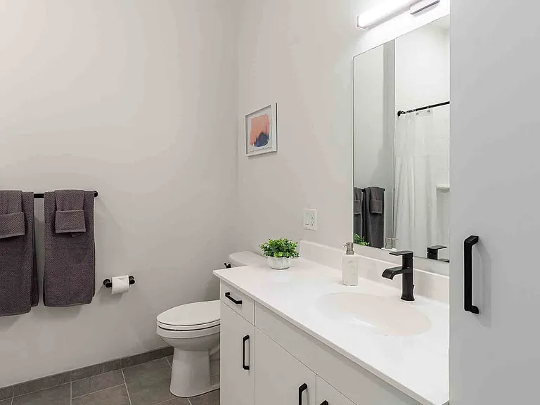 The Revington — Photo 15